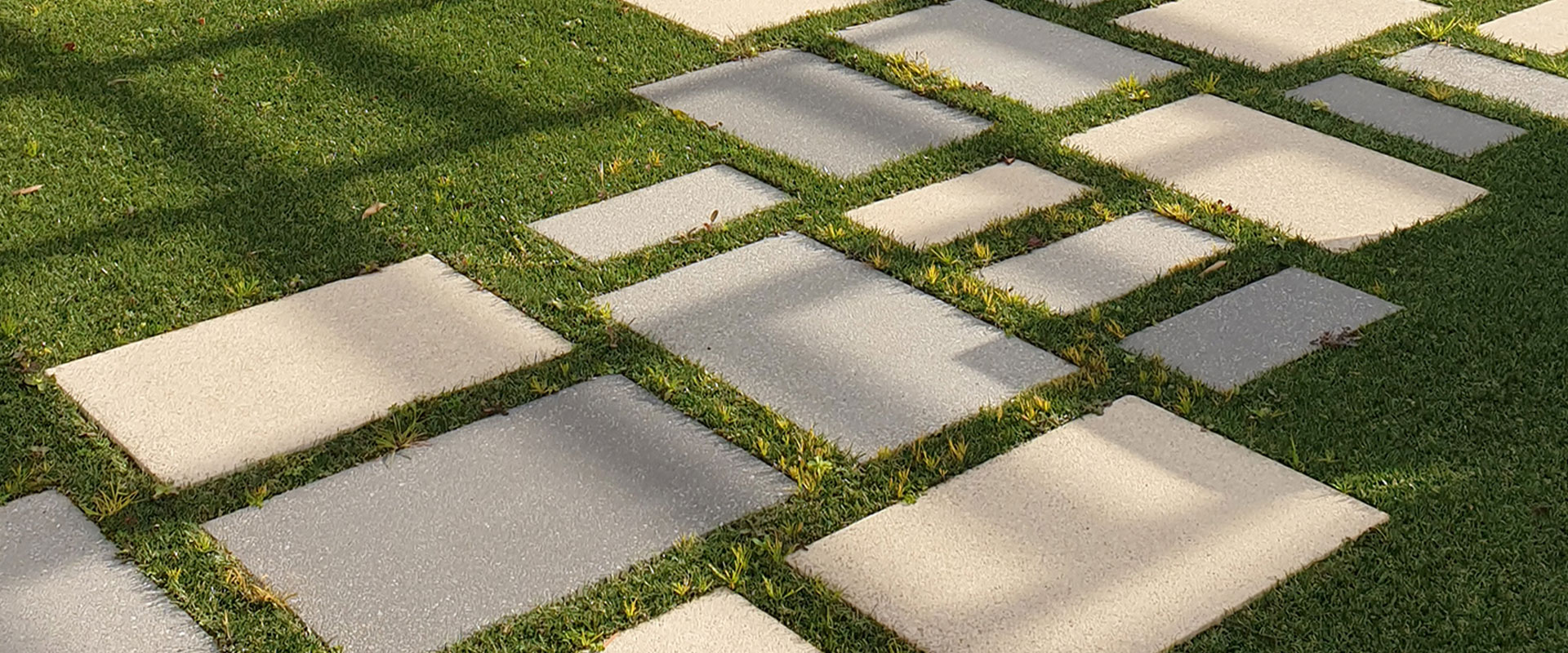 Anston EcoPebble: Concrete pavers that contain recycled waste materials ...